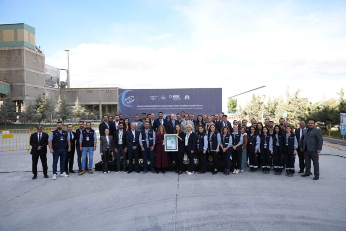 Limak_Anka_Çimento_CSC_Belgesi_Takdimi_Töreni_DSC09232_095507459