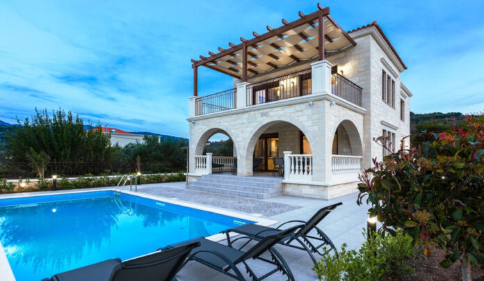 1762244796_Astons_Proje_Gorseli_1