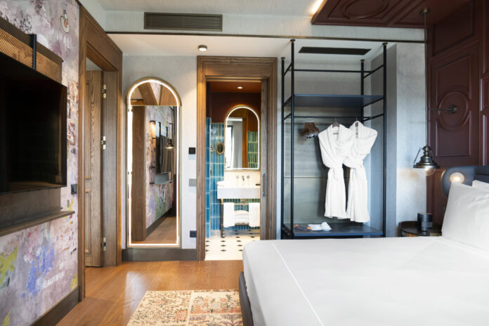 1765892305_Canopy_by_Hilton_Istanbul_Taksim