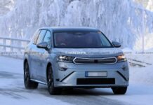 KIA EV9’A DİŞLİ RAKİP: SKODA’NIN YENİ AMİRAL GEMİSİ PEAQ İÇİN GERİ SAYIM BAŞLADI
